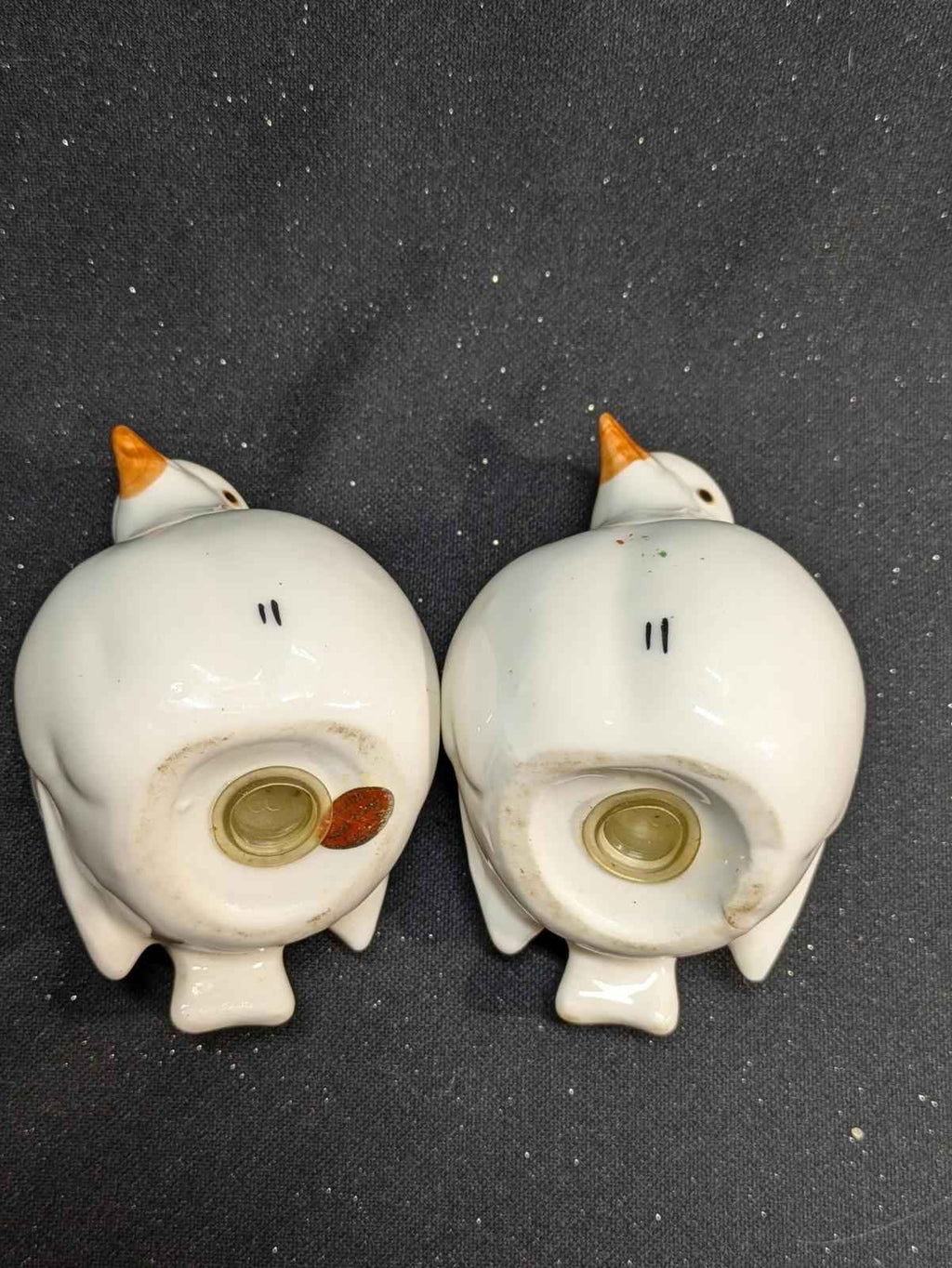 Two Turtle Doves, salt & pepper shakers.  Ceramic. Vintage - Shop Under The Cedar