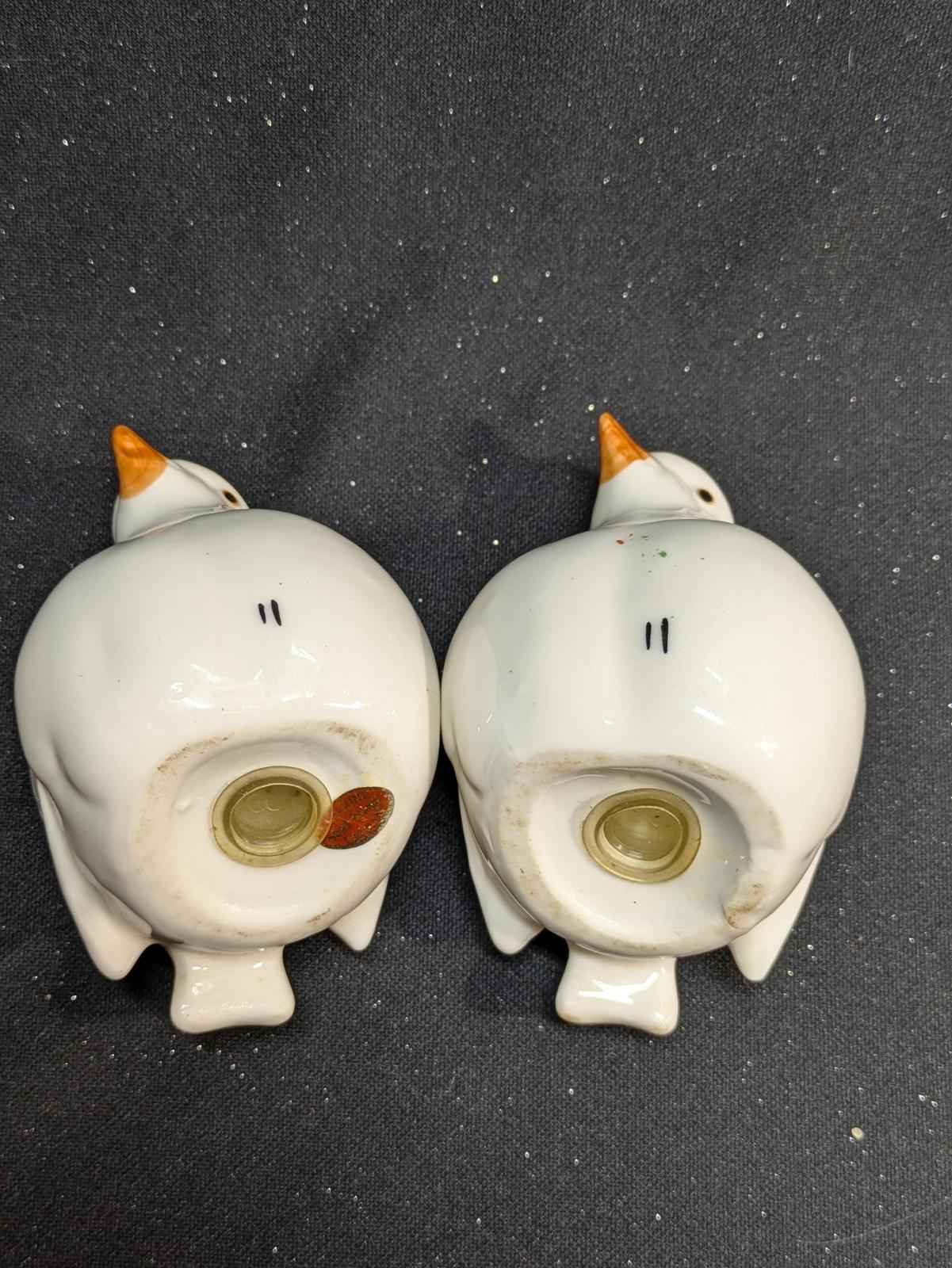 Two Turtle Doves, salt & pepper shakers.  Ceramic. Vintage - Shop Under The Cedar
