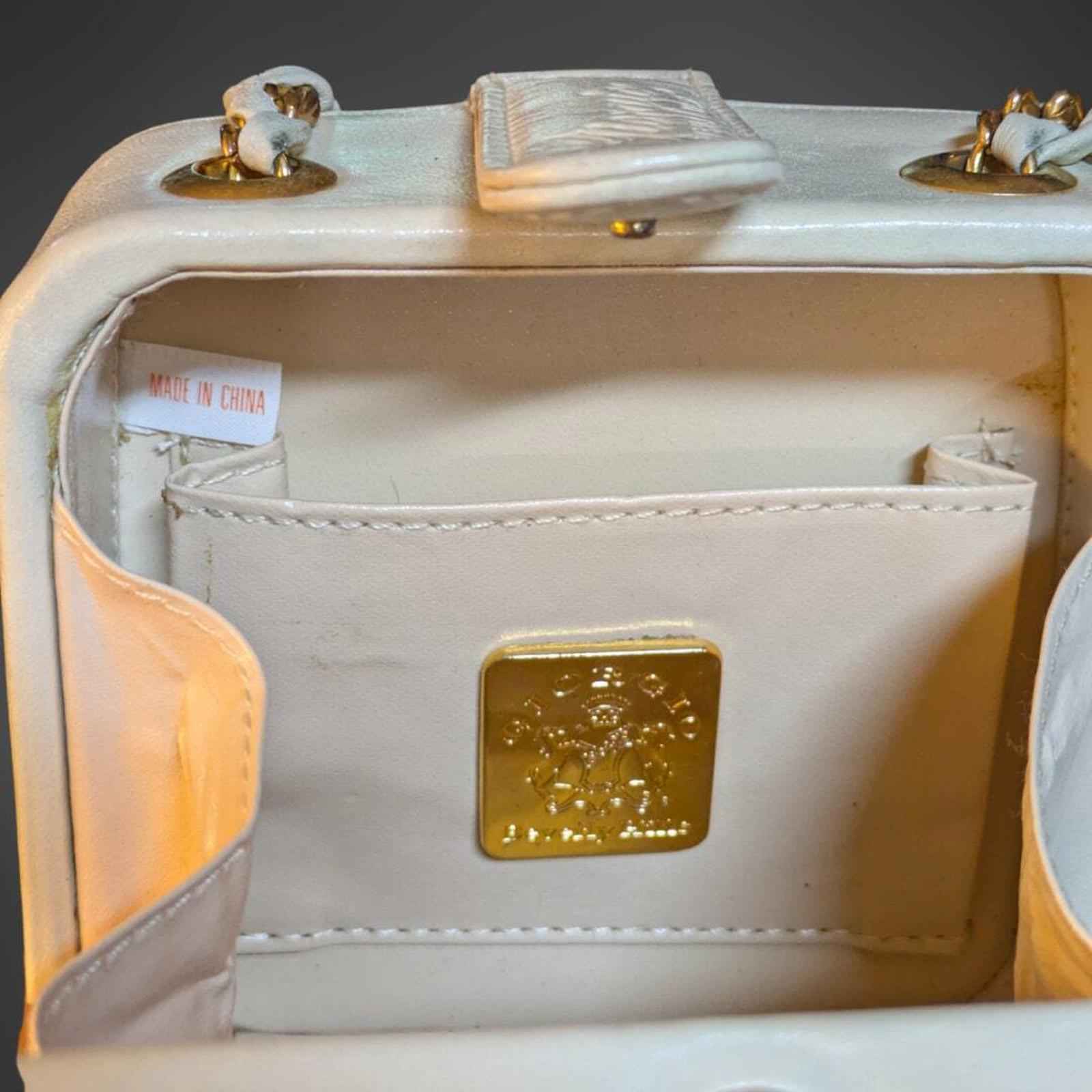 Giorgio Beverly Hills White Cube Bag. - Shop Under The Cedar