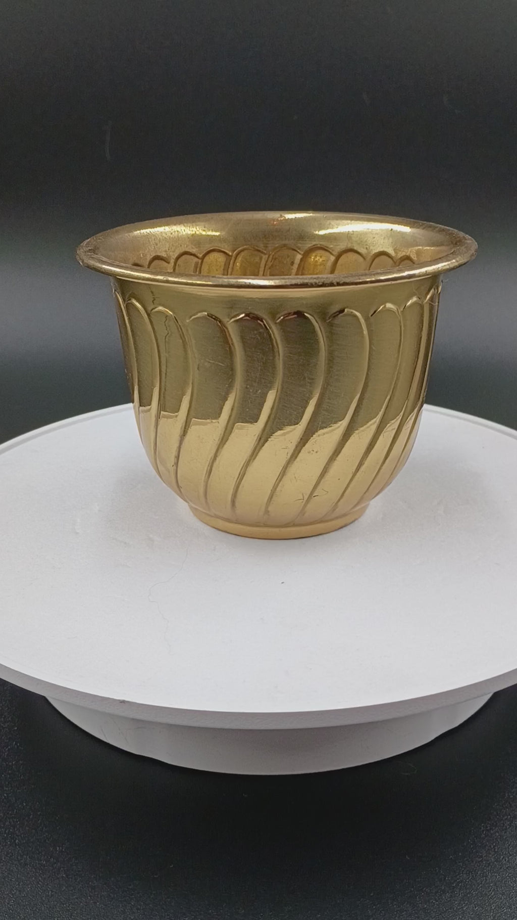 Brass swirl design planter made in India