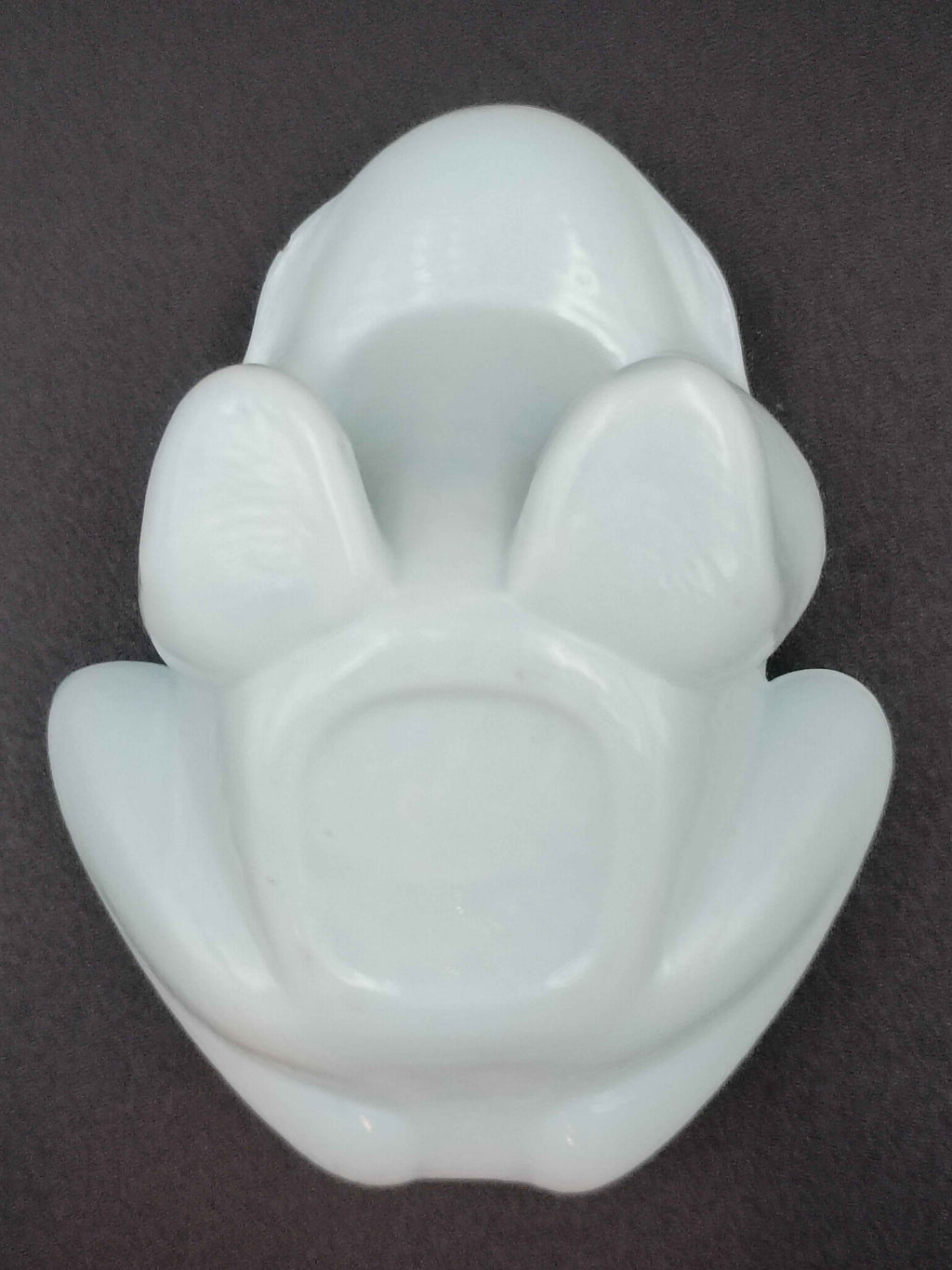 Vintage Milk Glass Frog Ashtray Or Pipe Holder