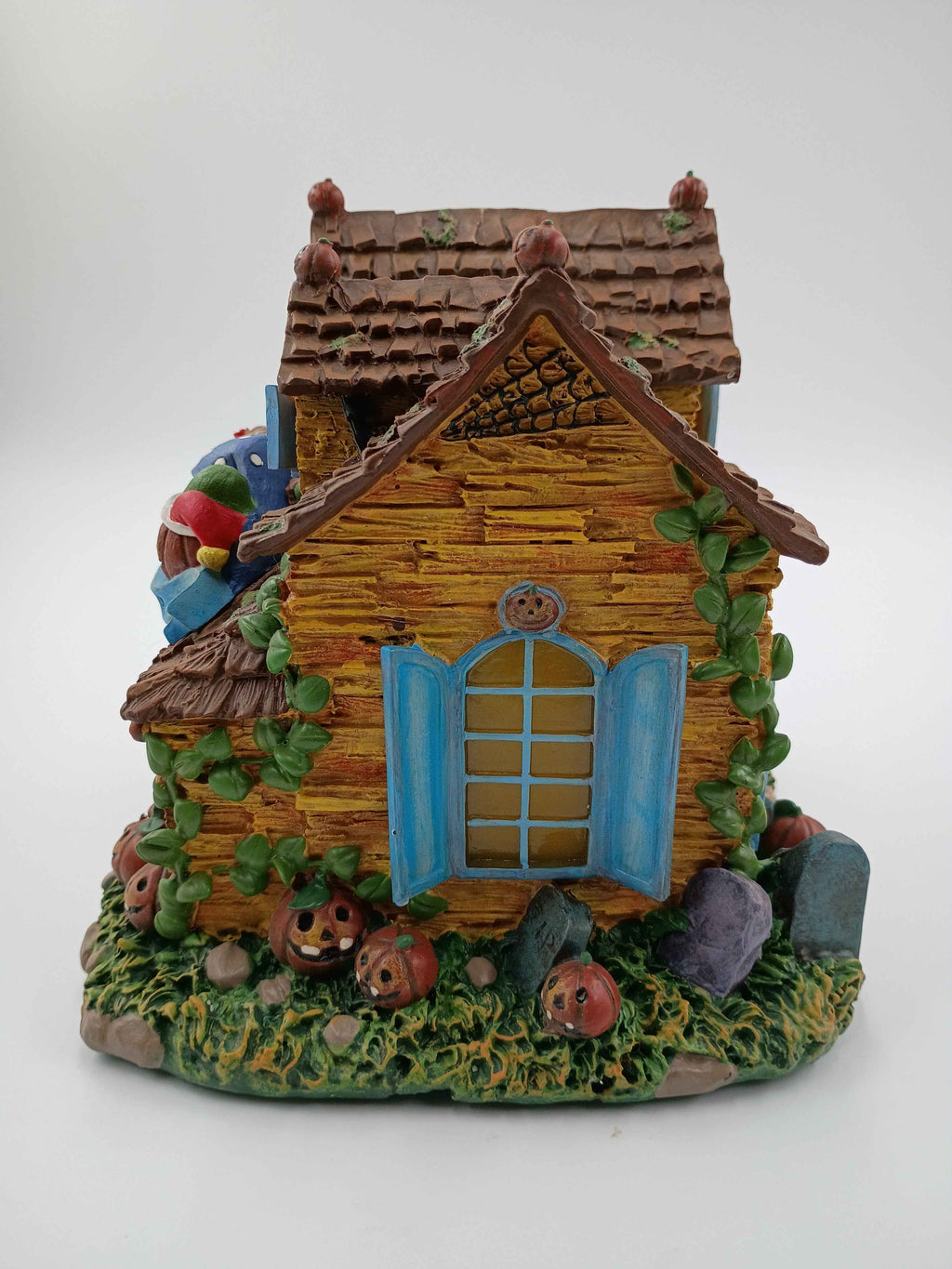 2005 Hawthorne Village Kanga’s Costume Shop Pooh’s Haunted Acre Halloween Lighted Building - Shop Under The Cedar