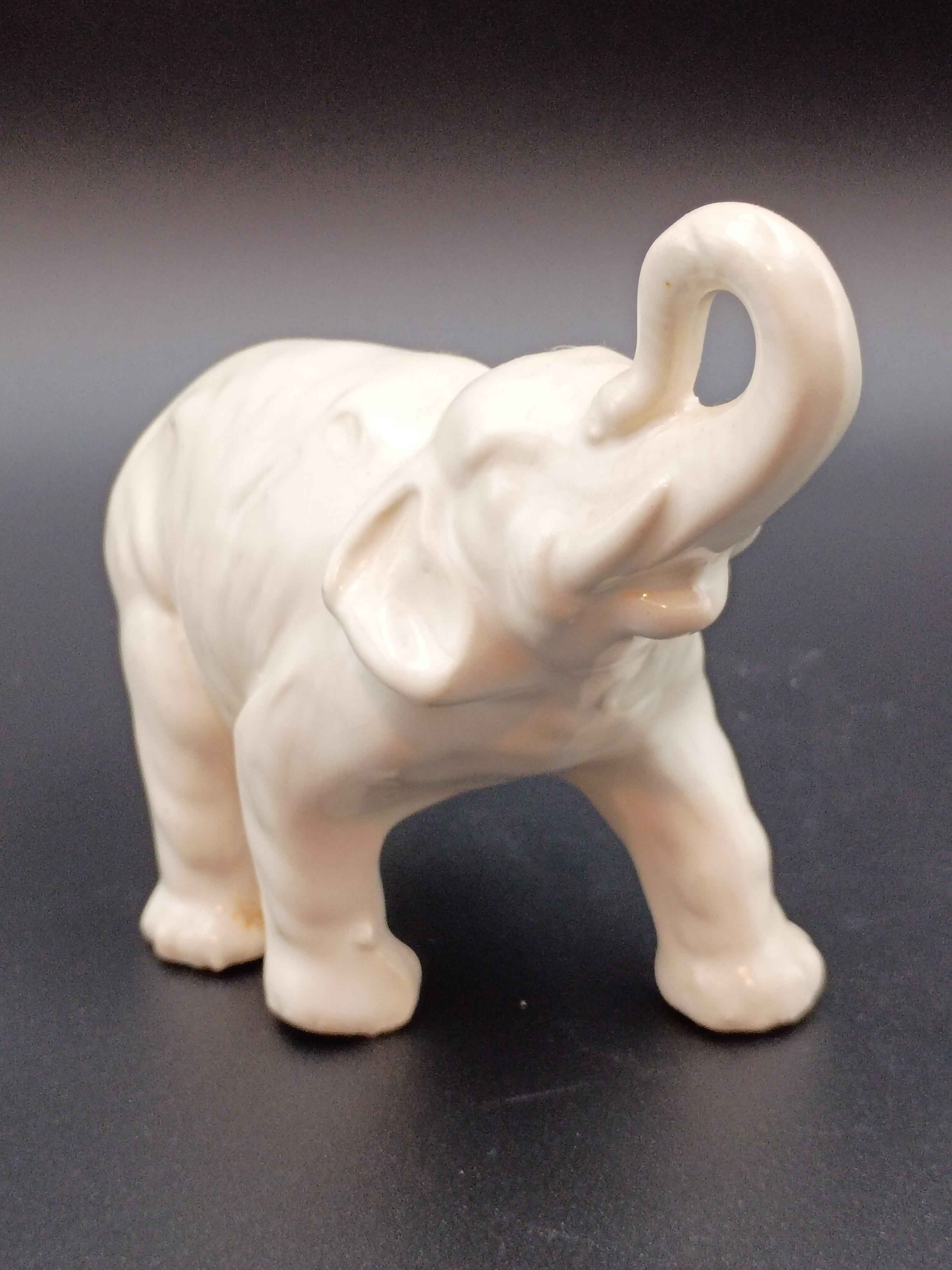 Vintage Ceramic Elephant Matte White Tan 4in tall 7in long
