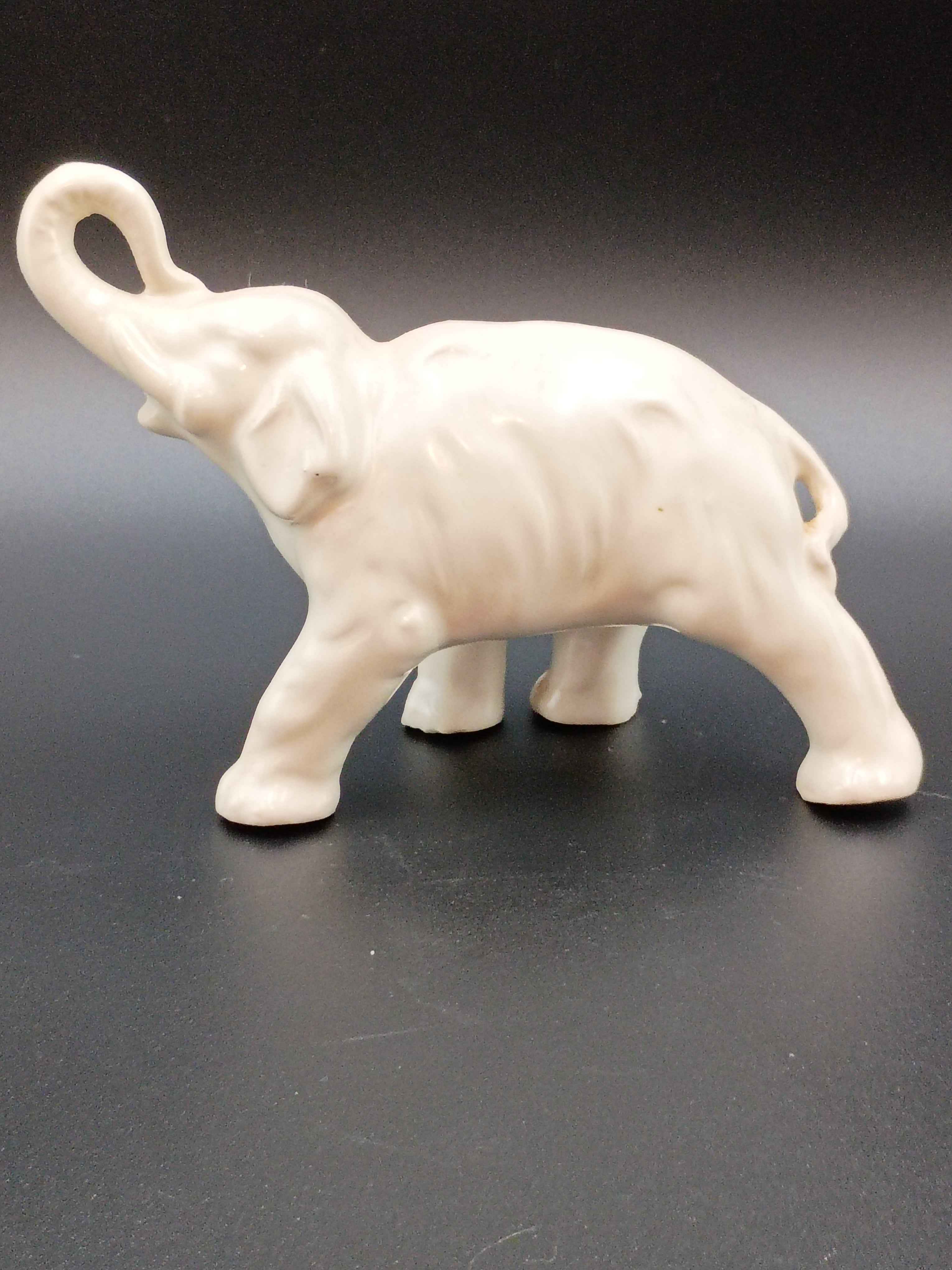 Vintage Ceramic Elephant Matte White Tan 4in tall 7in long